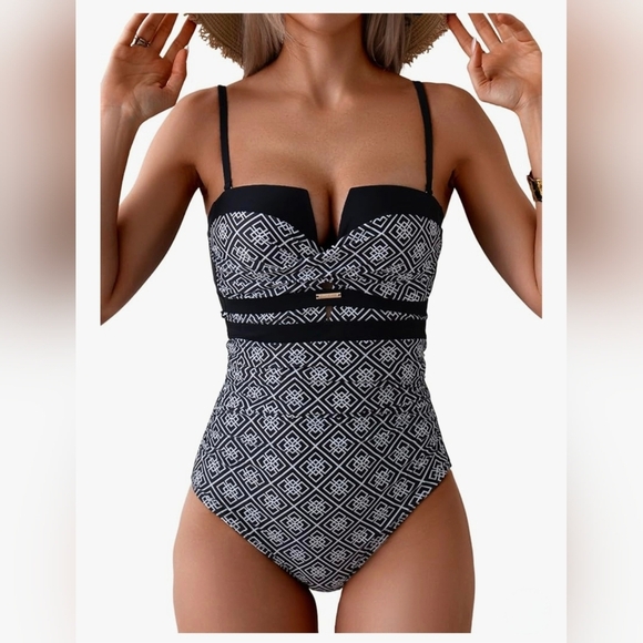 Eomenie Push Up Wrap Front Swimsuit #1065 - Picture 1 of 9